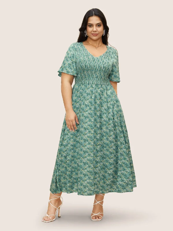 Rayon Ditsy Floral V Neck Shirred Dress